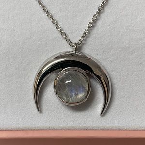 Sterling silver moonstone necklace